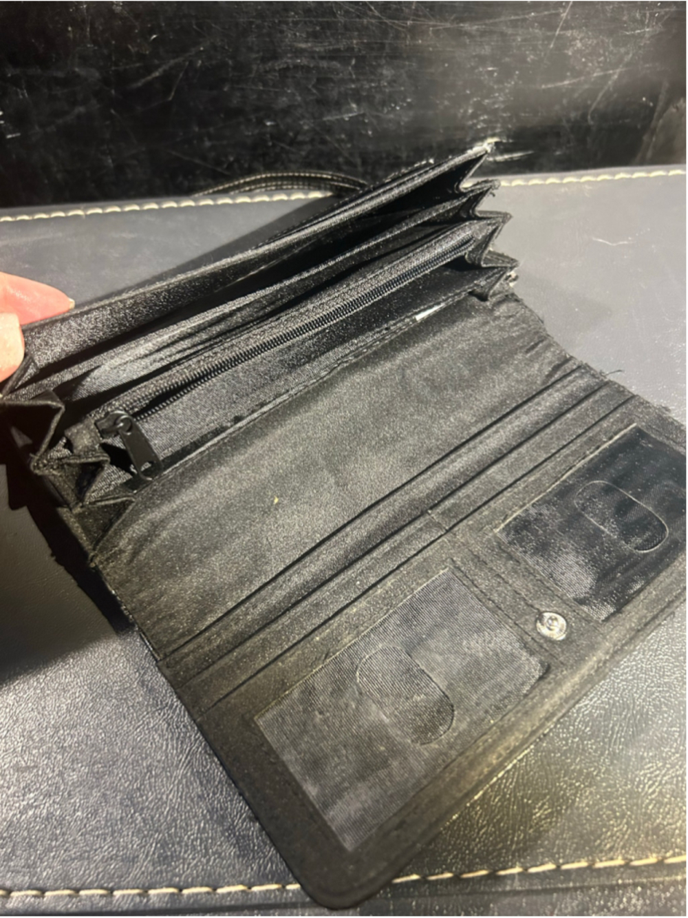Women's Unbranded Black Wristlet Clutch with Silver Buckle Detail, One Size - Picture 3 of 4
